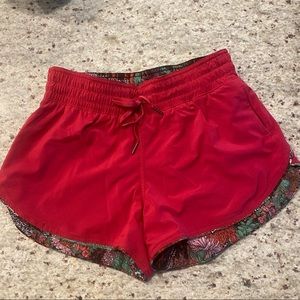 Lululemon Reversible Shorts size 6